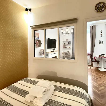 Flh - The Modern Classic Romanian * Braşov