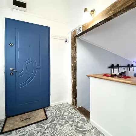 Flh - The Modern Classic Romanian * Brasov