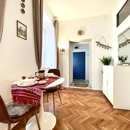 Flh - The Modern Classic Romanian Appartement