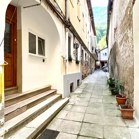 Apartment Flh - The Modern Classic Romanian *